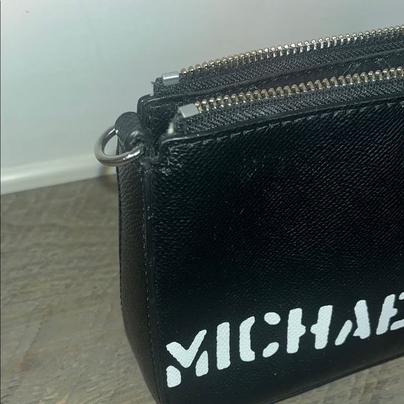 Michael Kors "Saylor" Pouchette Wristlet Black Saffiano Leather White Spellout - Picture 9 of 10